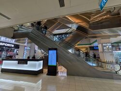 Peninsula Shopping Complex (D6), Retail #589643601